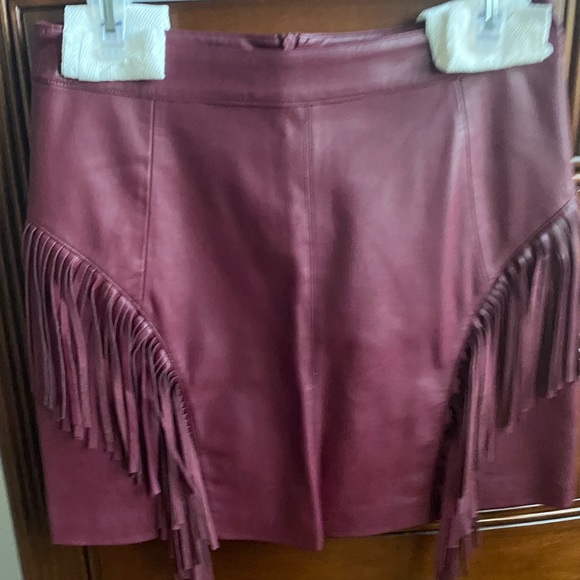 Romeo & Juliet Couture Dresses & Skirts - Romeo & Juliet Couture leather mini skirt